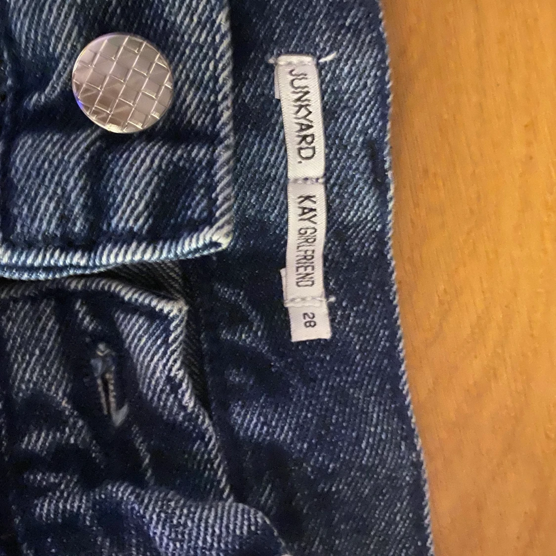 Raka blå junkyard jeans  - 90