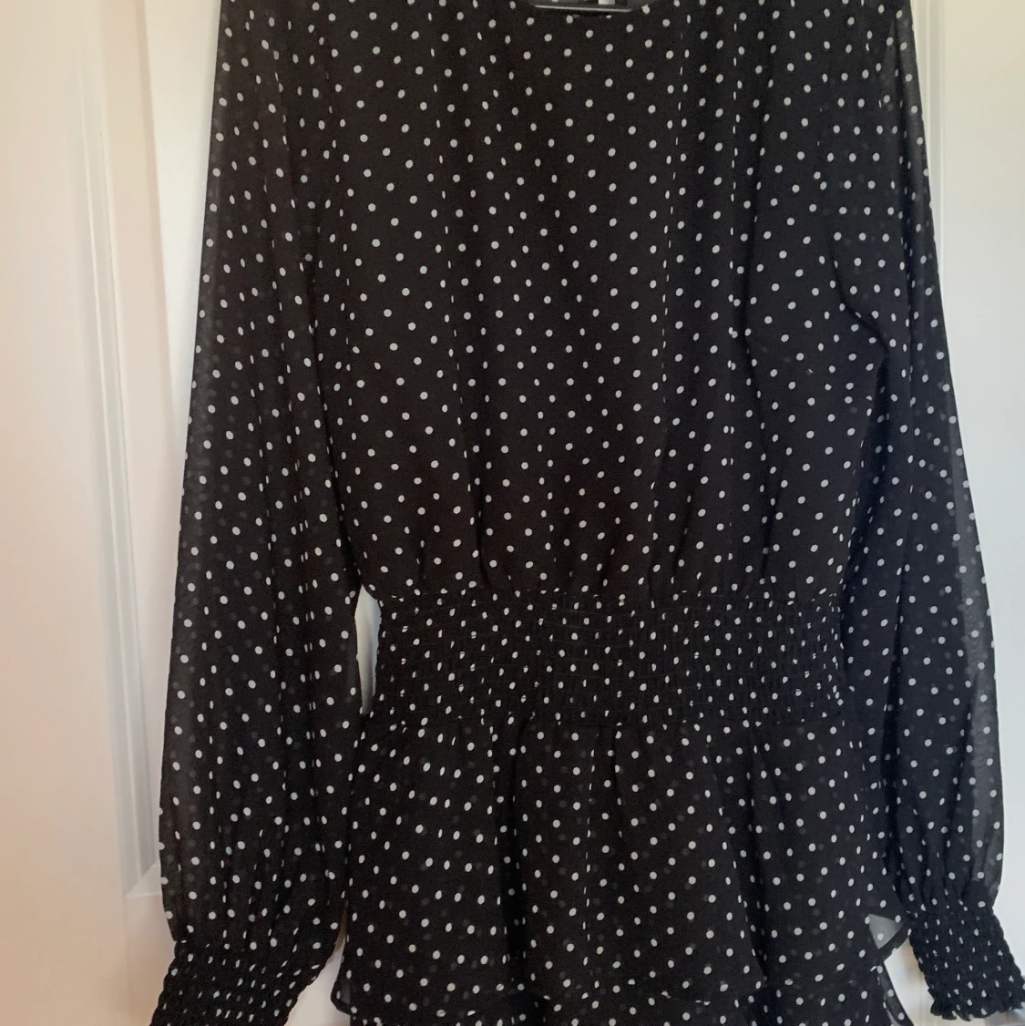 Klänning ifrån Gina Tricot i strl 38 - 90
