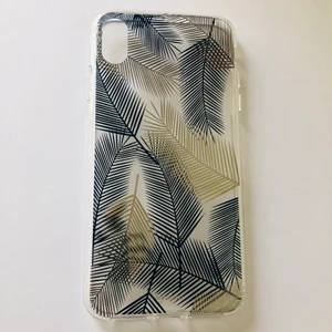 Mobilskal till iPhone  - Mobilskal för iphone Xsmax. Perfekt kvalitet. 100% nytt.   Hämtas i Storskogstorget, Näckrosen T-bana, Stockholm Eller frakt: 10kr