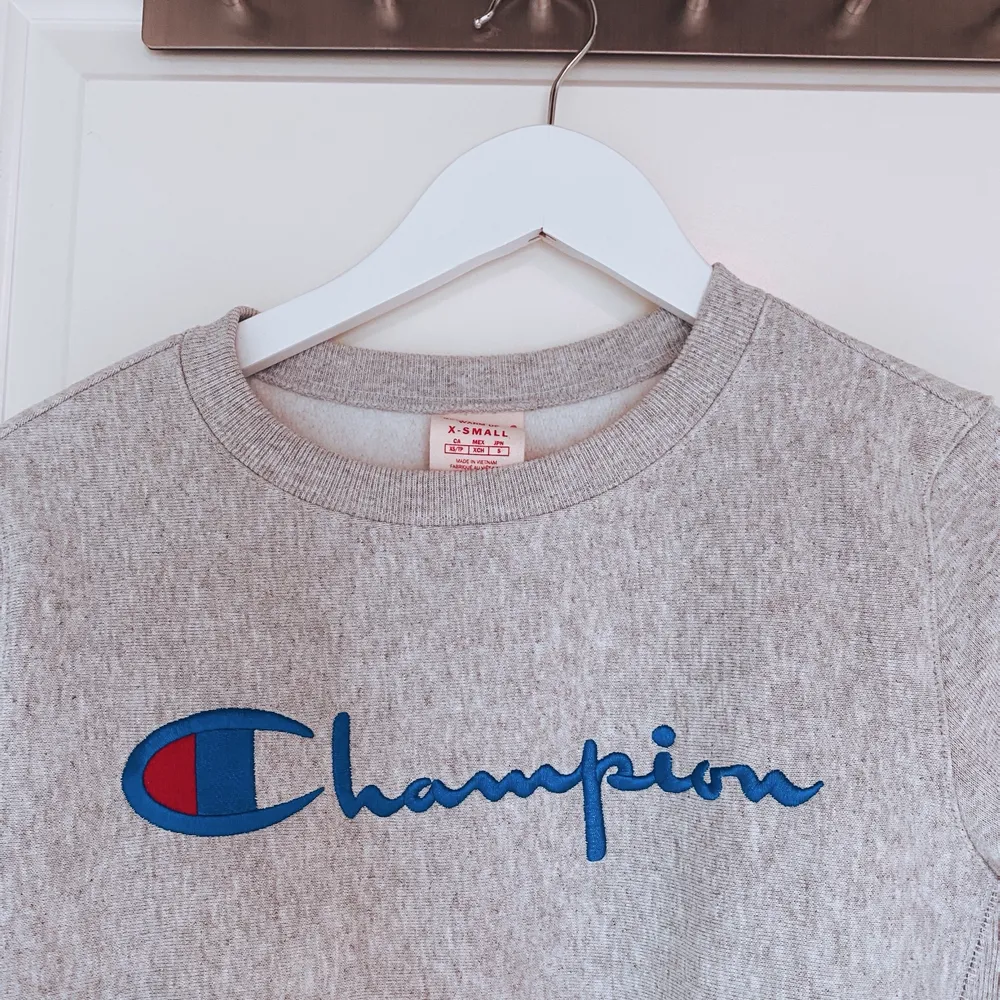 Champion genser i størrelse XS, ingen merker!✨. Hoodies.