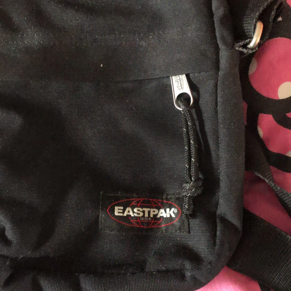 eastpak liten väska - 90