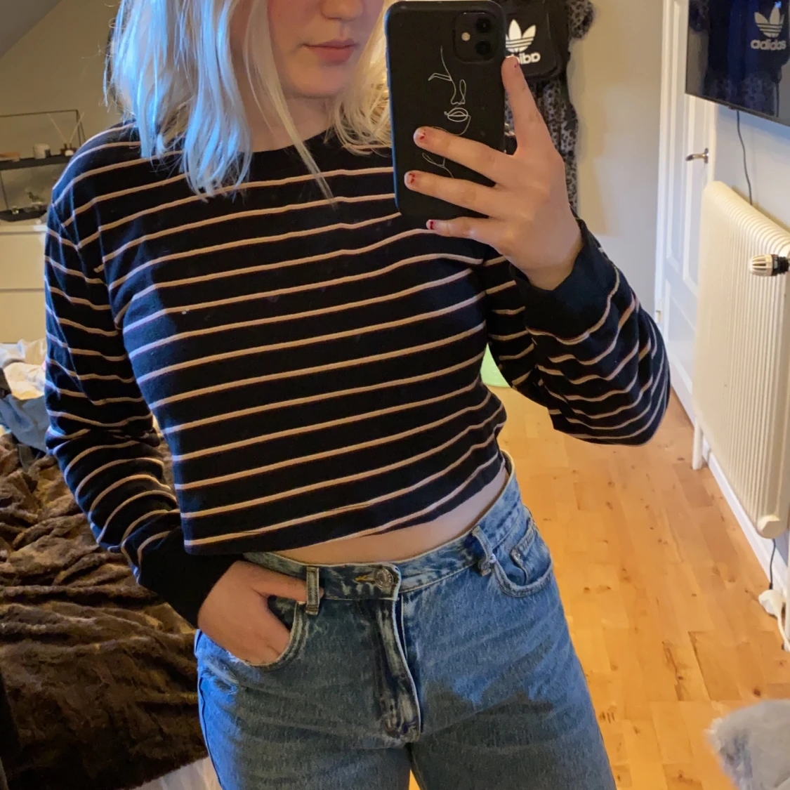Långärmad croptop