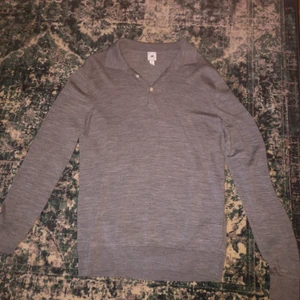 HM Piké  - Snygg piké storlek M skönt material  Bud 100