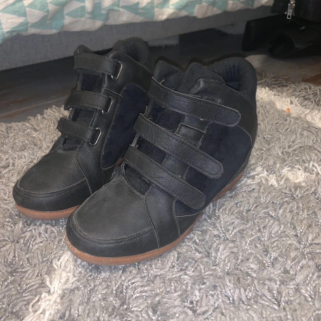 Sneakers with heels - 91