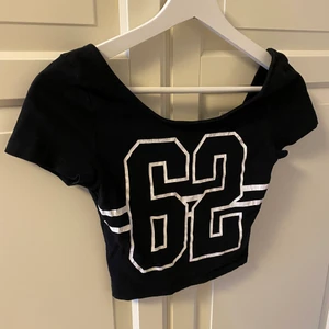 Topp - Tajt tröja från HM