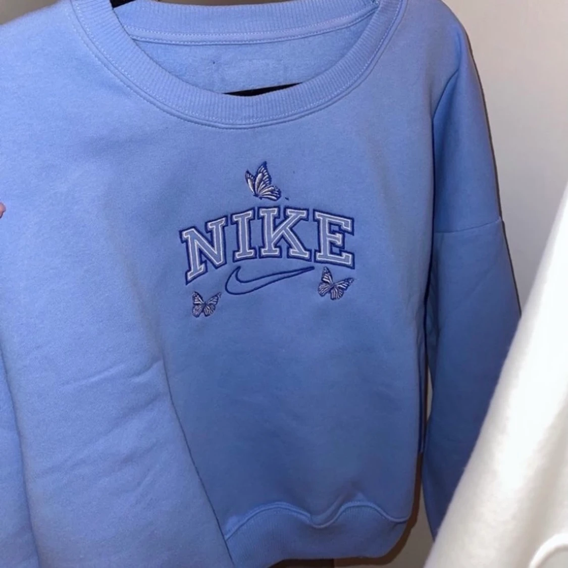 Custom sydd Nike i babyblå  - 90