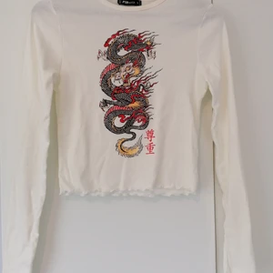 Långärmad T-Shirt🌸 - 🌺Tröjan är från New Yorker och är aldrig använd.        