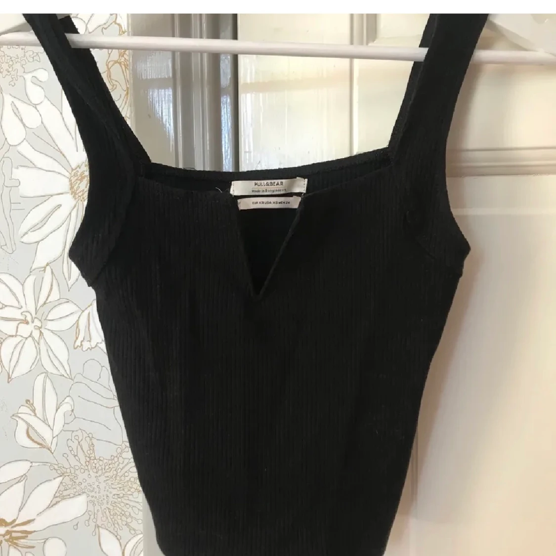 Sött svart linne från Pull & Bear