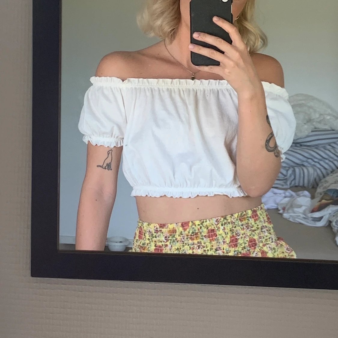 Off shoulder crop top