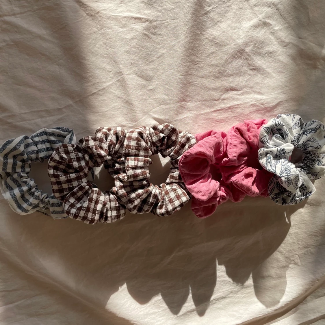 Egensydda scrunchies