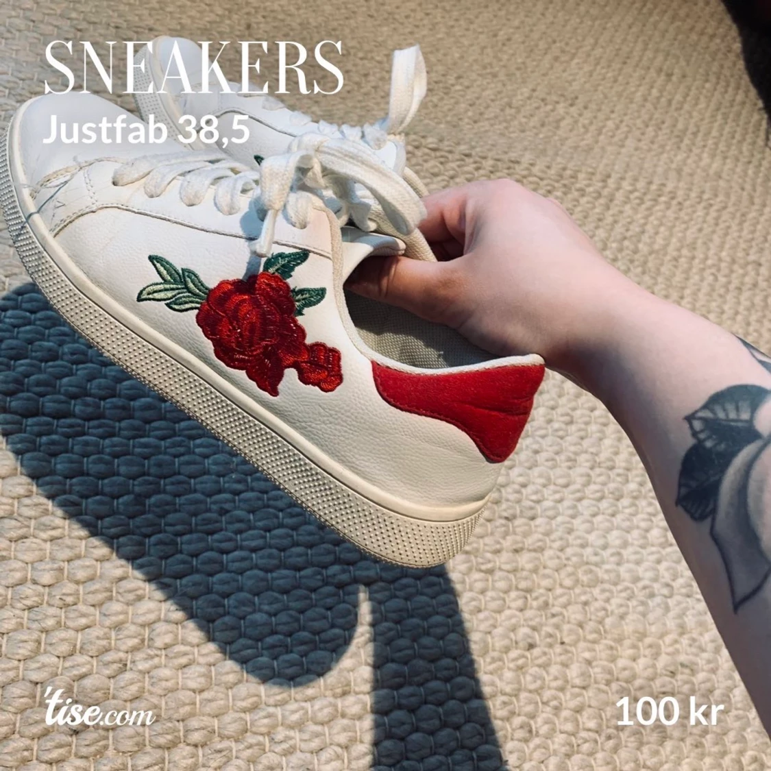 Sneakers
