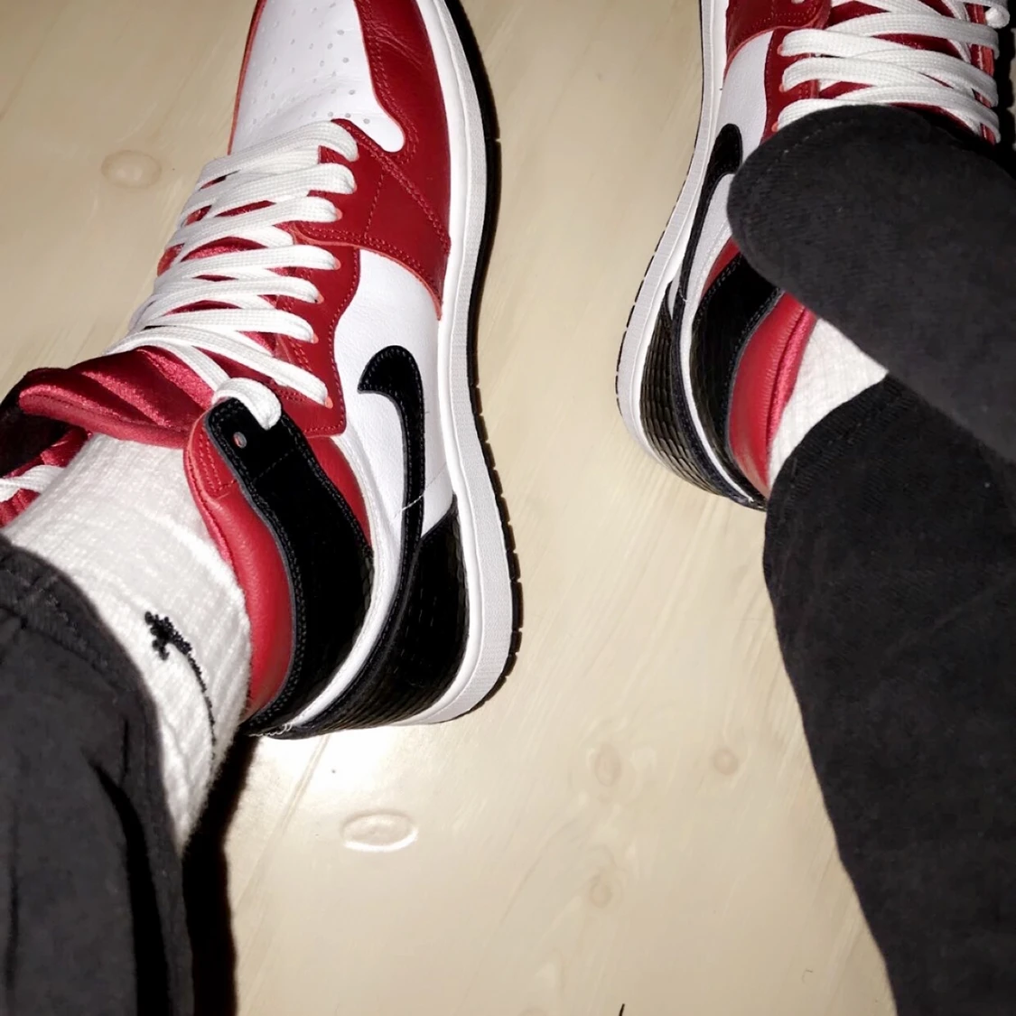 Jordan 1 high satin snake Chicago  - 90