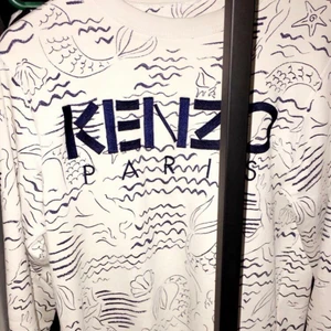 Kenzo paris - Skick 8/10, Strl M, Skicka ett meddelande om du vill ha fler bilder mvh.