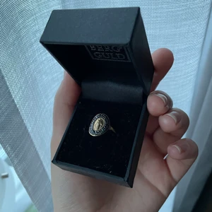 Ring - Så fin ring från märket LOLO & YAYA. Reglerbar❤️