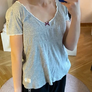 Odd Molly tröja - Grå Oddmolly tröja, storlek 2.