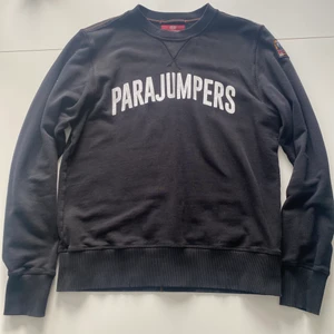Parajumper Sweatshirt, storlek M - Sweatshirten är i mycket fint skick och är sparsamt använd. 