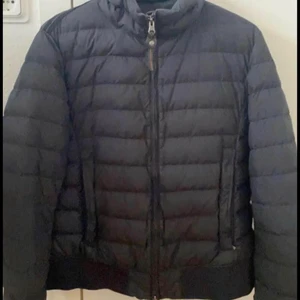 Parajumpers  - Parajumpers vår/höstjacka I Stl L 🌸Priset kan diskuteras Vid SNABB affär🌸 Finns i Eslöv 