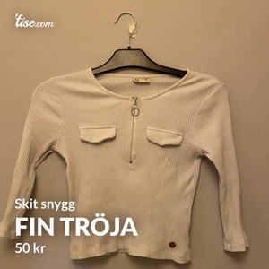 Cool tröja  - Jätte fin. KÖPARE STÅR FÖR FRAKT 
