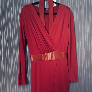 Festklänning  - Storlek M, passar även L