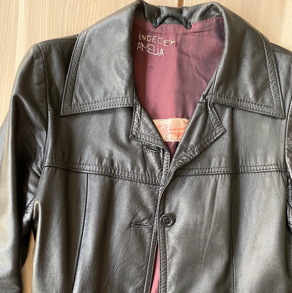 Svart skinnjacka - 91