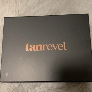 Tanrevel kit  - Säljer min tanrevel kit som är helt ny, aldrig använd. Kan se tanrevel hemsida om ni behöver mer info. Pris kan diskuteras vid snabb affär 