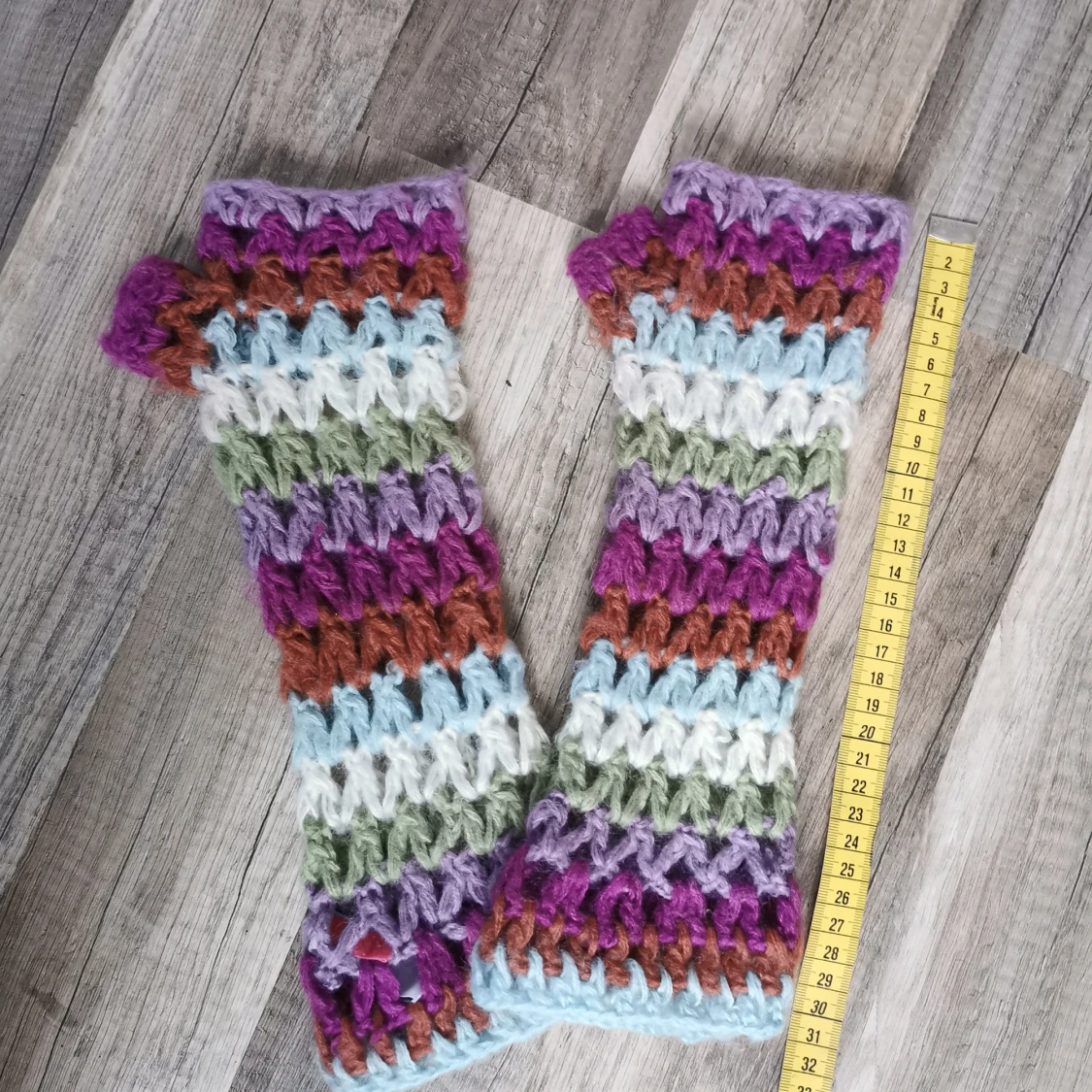 Stickade Torgvantar - 90