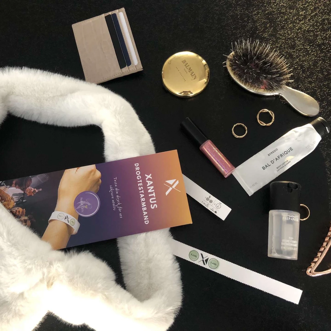 Dessa fantastiska armband finns nu till försäljning! Drogtestarmbanden testar din dryck på date rape drogen GHB! - 90