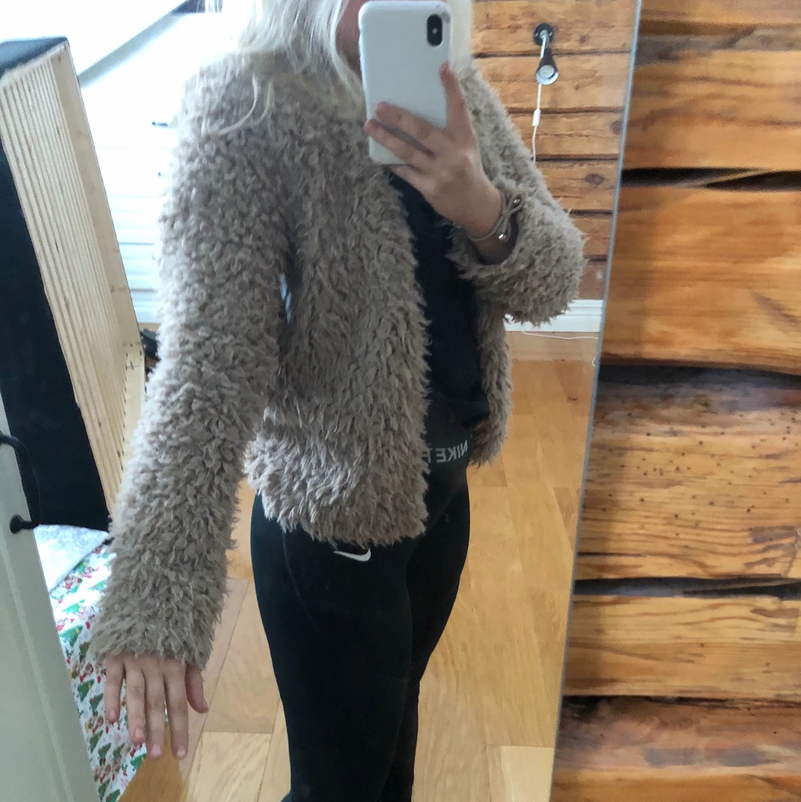 Fluffjacka ifrån Gina trico, storlek xs - 90