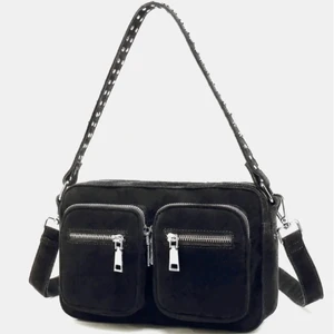 Noella väska - Säljer min noella väska då den inte kommer till användning längre💗💗