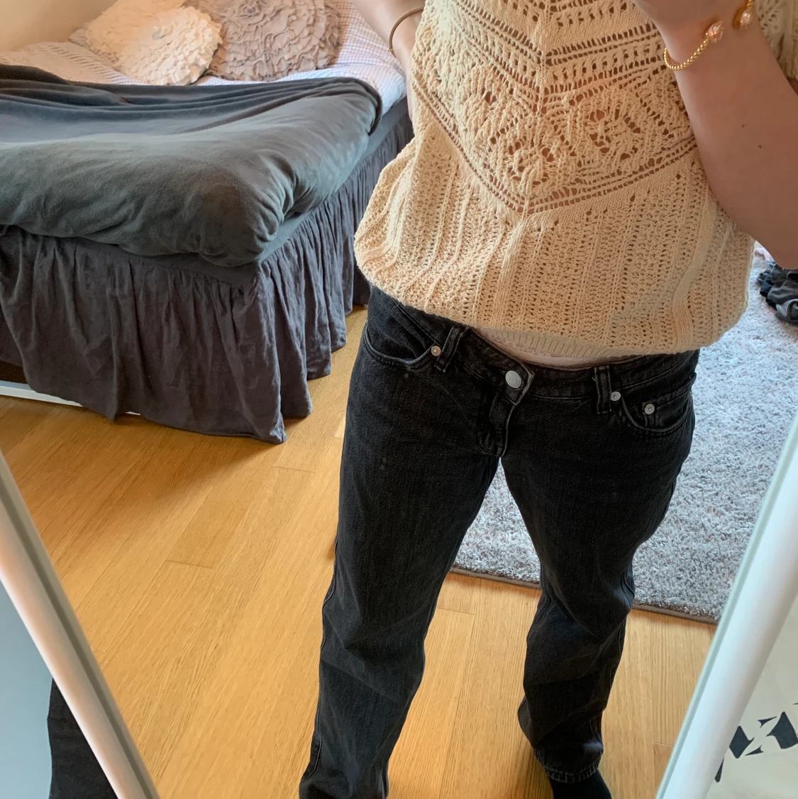 Lågmidjade Weekday jeans  - 90