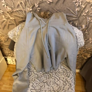 Magtröja - Grå magtröja/huvtröja Strl S