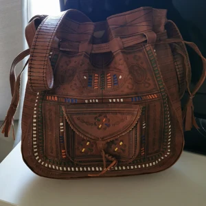 Skinn väska  - Äkta skinn väska från Marocko 