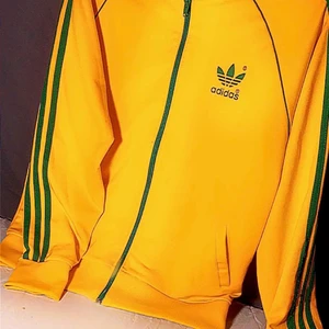 Adidas VCT - Storlek Large mer som M