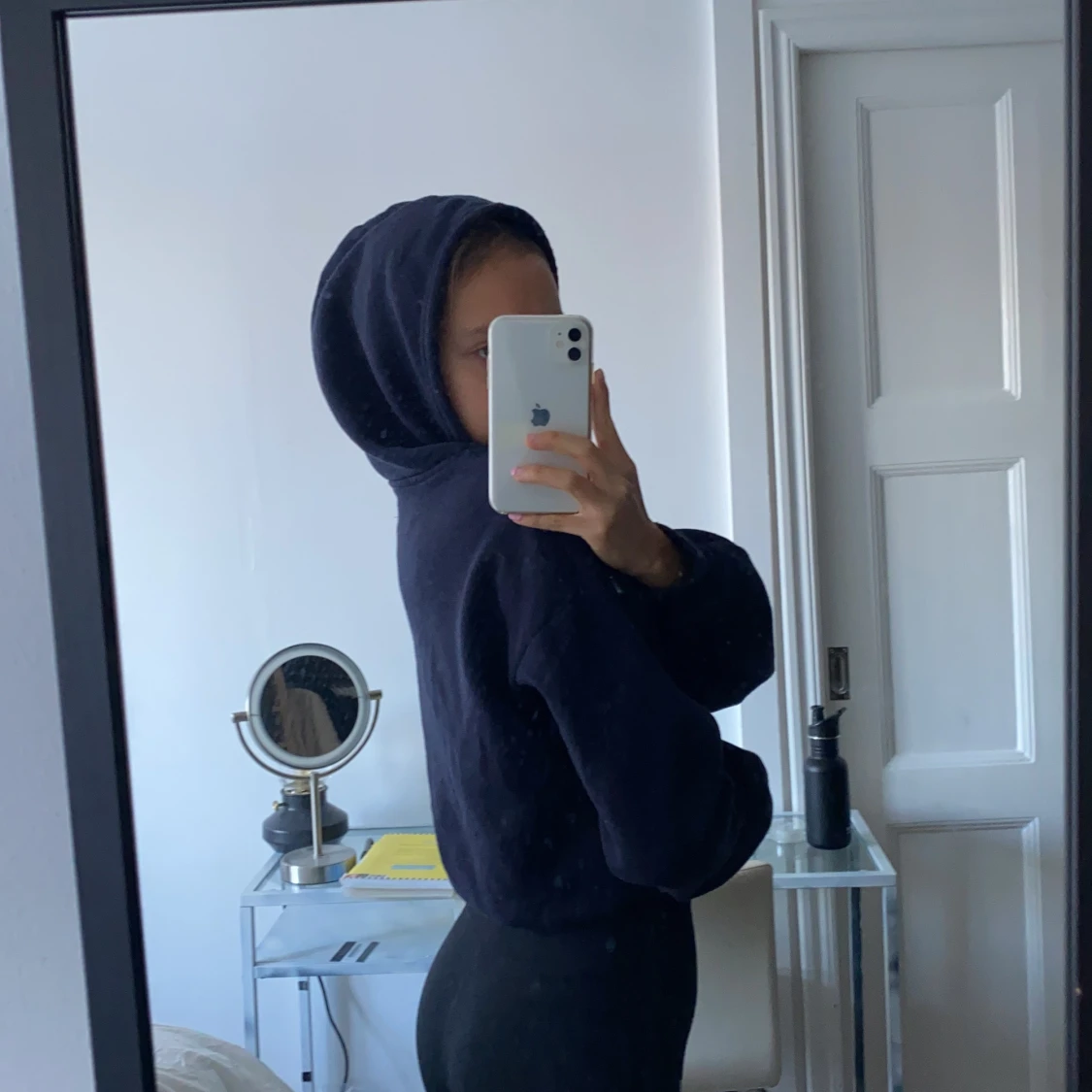 Prettylittlething mörkblå hoodie S - 90