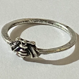 Ring - Silverring i form av en flugga.