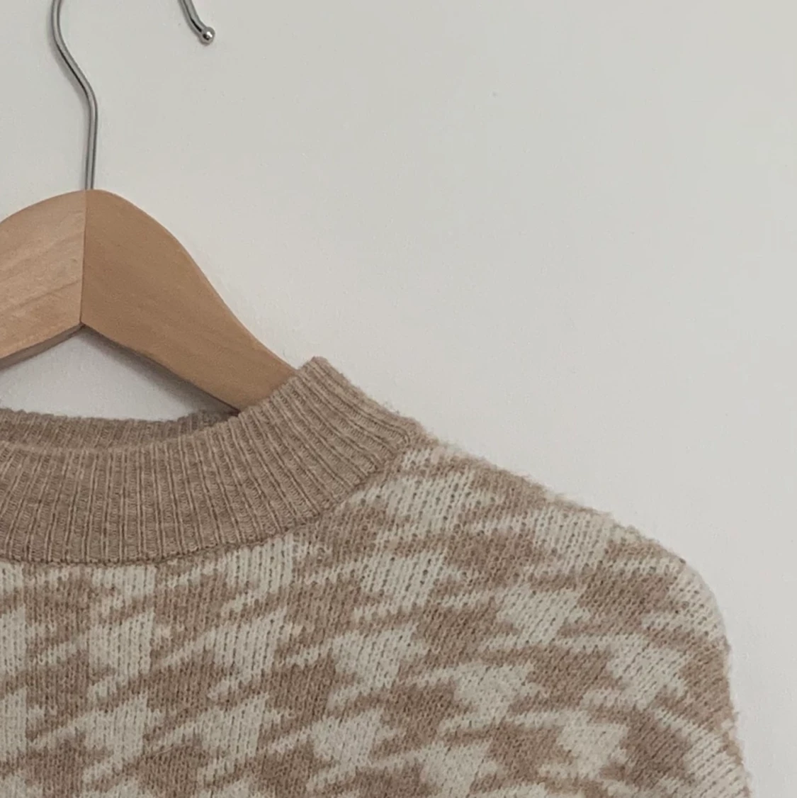 Stickad tjocktröja  - 91