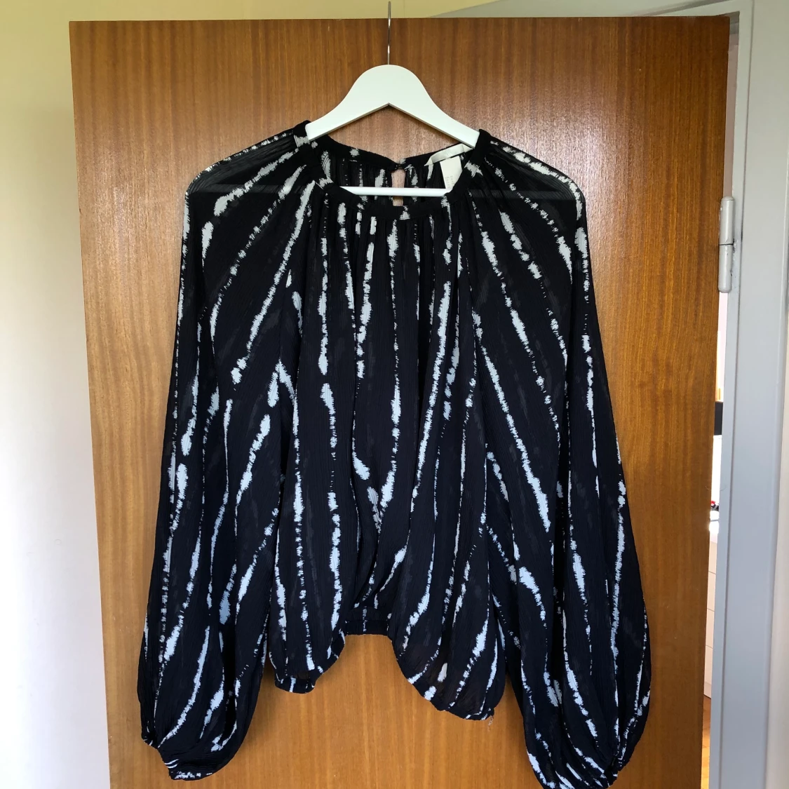 Svart och vitrandig Ballongblus! - 91