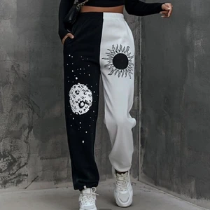 Mjukisbyxor  - Skit coola mjukisbyxor!💞 Storlek M men sitter som S/XS. Buda gärna!!