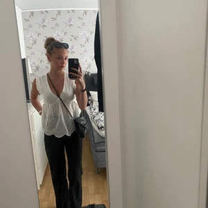 Topp - Jätte söt topp som bara inte kommer till användning för referens är jag i vanliga fall en xs-s och denna tröjan är i s❤️