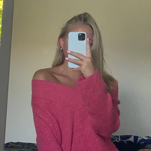 Mysig stickad tröja💖 - Nästan helt ny stickat tröja!
