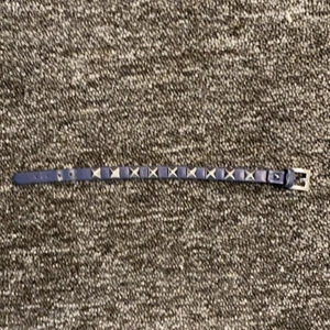 Valentino Armband  - Säljer nu mitt valentino armband då det ej kommer till användning.
