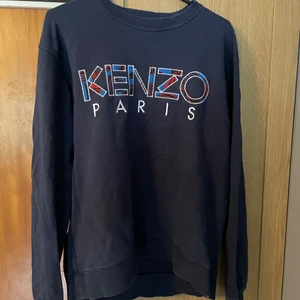 Kenzo storlek L  - Använd 3 gånger, i mycket fint skick