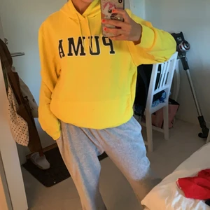 Puma hoodie  - Så cool puma hoodie som inte kommer till användning av mig! 100 kr + frakt  