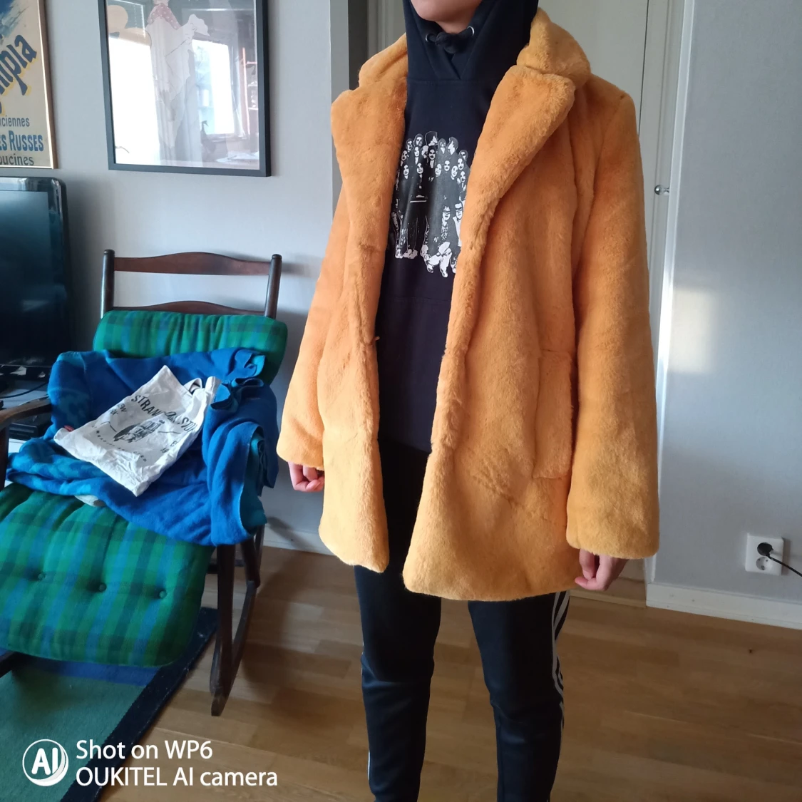 Fluffy sun yellow fur jacket - 90