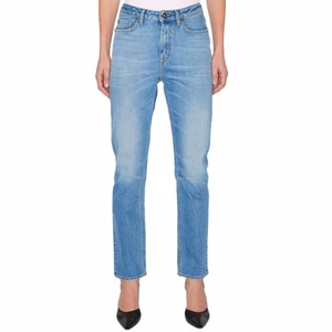 Tiger jeans - Nya Tiger Meg Jeans. Klassisk blå färg. Använda två gånger. Passar till st.38 (för stora för mig) Köparen står för frakt.