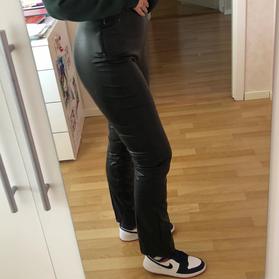 Skinnbyxor från Nelly