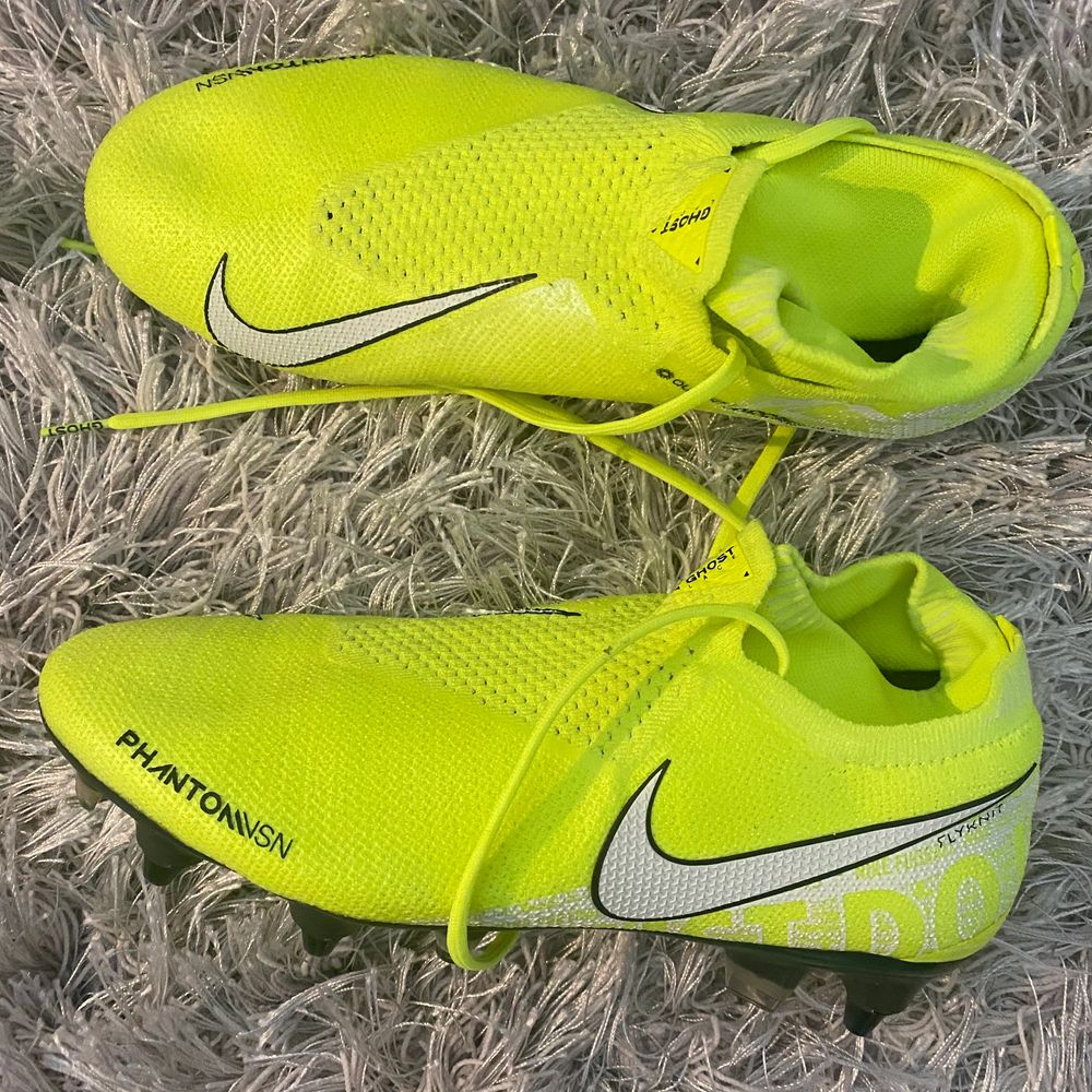 Nike fotbollsskor - Skor | Plick Second Hand