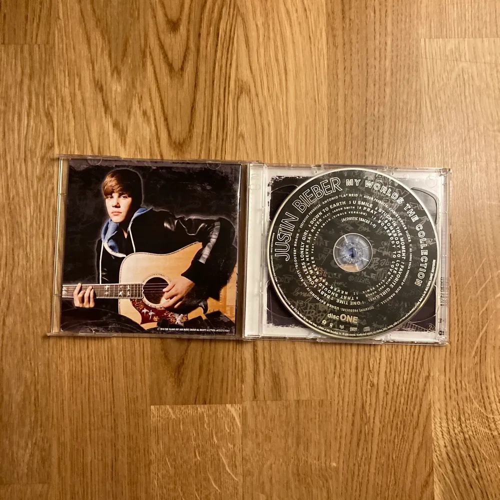 Justin Biebers ”My worlds: The collection på cd. Perfekt skick. Köparen betalar frakt.. Övrigt.