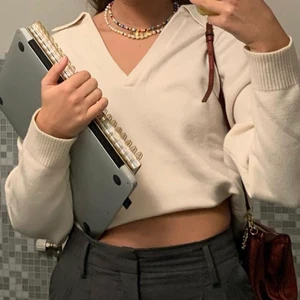 Tröja från Zara stl M - VÄRLDENS SKÖNASTE material så mjuk å skön💞