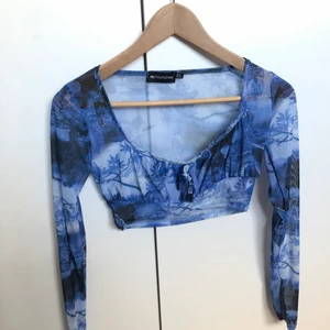 Mesh topp - As snygg mesh topp. Aldrig använd då den inte riktigt var min stil, men ej värd att returnera🤍